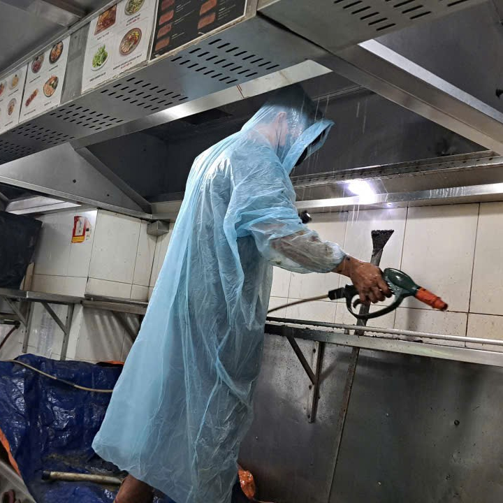 vệ sinh hệ thống bếp